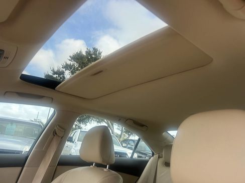 Used 2010 Lexus ES 350 Base 4dr Sedan image 15