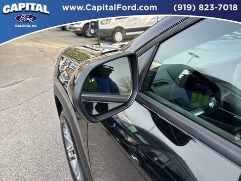 Used 2025 GMC Terrain Elevation image 12