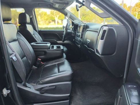 Used 2018 Chevrolet Silverado 3500 LT w/ LT Convenience Package image 17