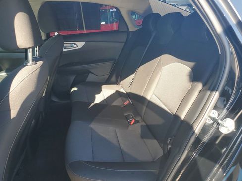 Used 2024 Kia Forte LXS image 9