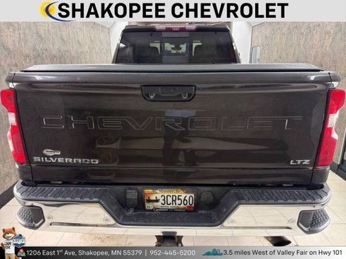 Used 2020 Chevrolet Silverado 2500 LTZ w/ LTZ Premium Package image 3