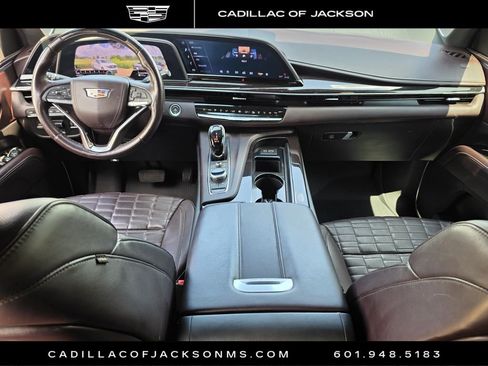 Used 2024 Cadillac Escalade ESV Sport Platinum w/ LPO, ONYX Package AWD/4WD image 7