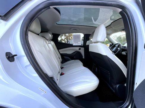 Used 2021 Ford Mustang Mach-E Premium RWD image 20