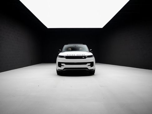 Used 2024 Land Rover Range Rover Sport SE image 80