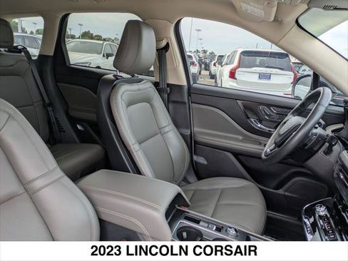 Certified 2023 Lincoln Corsair Reserve image 24