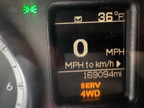 Used 2015 RAM 2500 Tradesman w/ Chrome Appearance Group image 16