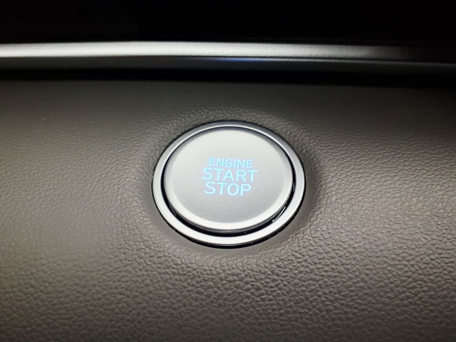 Certified 2023 Hyundai Elantra SEL FWD image 23