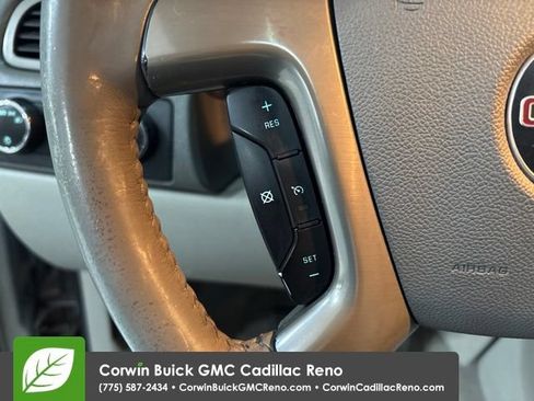 Used 2010 GMC Yukon XL SLT AWD/4WD image 28