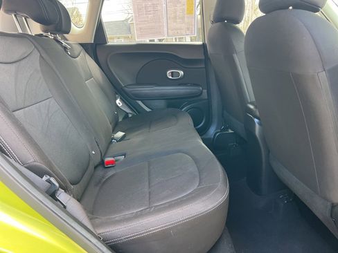 Used 2019 Kia Soul Base image 23
