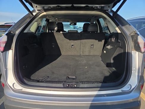 Used 2024 Ford Edge Titanium AWD/4WD image 12