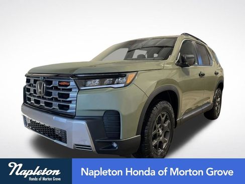 Used 2026 Honda Pilot TrailSport image 1