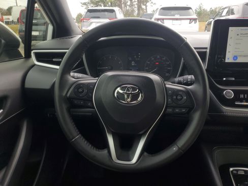 Used 2023 Toyota Corolla SE image 25