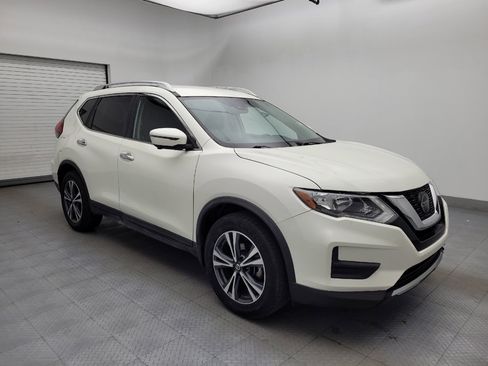 Used 2019 Nissan Rogue SV w/ Premium Package image 13