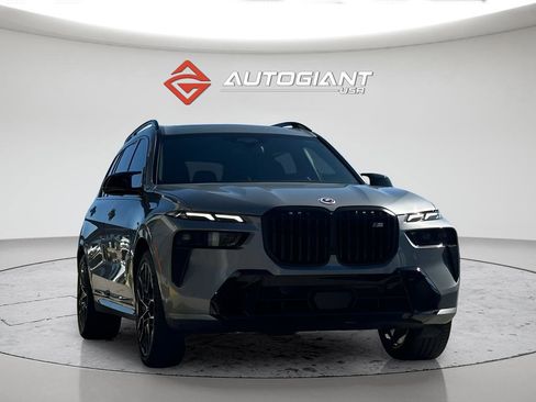Used 2023 BMW X7 M60i w/ Executive Package image 15