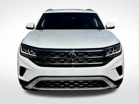 Certified 2022 Volkswagen Atlas Cross Sport SE image 8