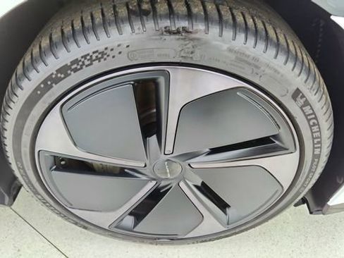 Used 2024 Lucid Air Touring image 57