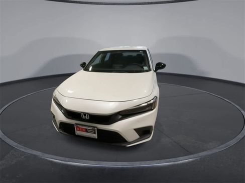 Used 2023 Honda Civic Sport image 9