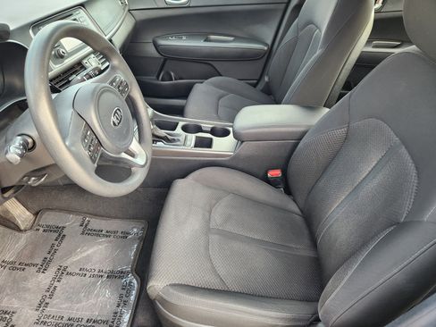 Used 2017 Kia Optima LX w/ Option Group 014 image 13