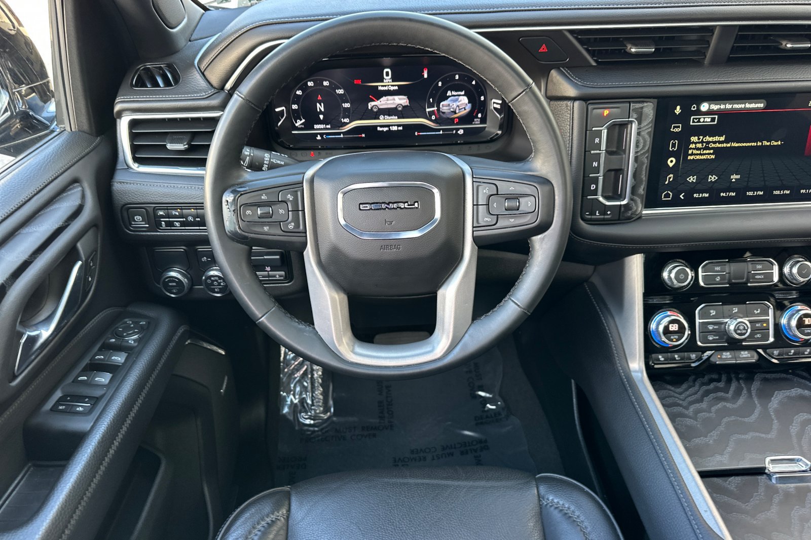 Certified 2023 GMC Yukon XL Denali w/ Max Trailering Package RWD image 17