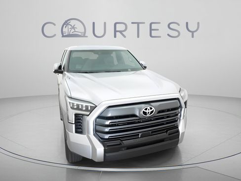 New 2025 Toyota Tundra Limited AWD/4WD image 22