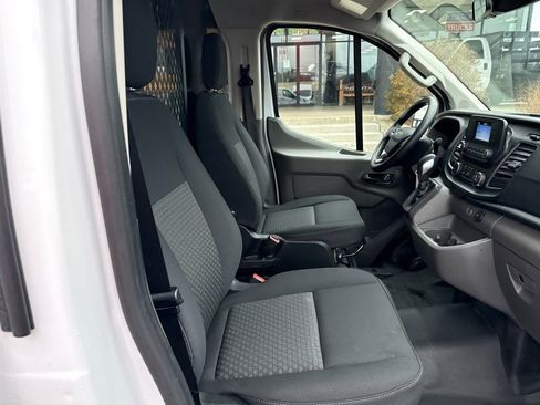 Used 2024 Ford Transit 250 Low Roof w/ Exterior Upgrade Package image 21