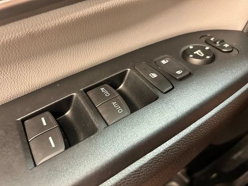 Used 2020 Honda CR-V EX-L image 10