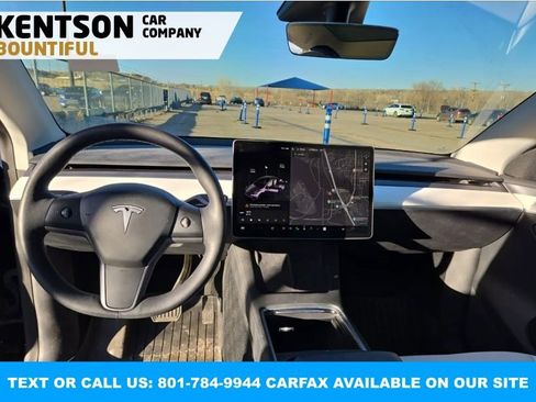 Used 2023 Tesla Model Y Long Range image 4