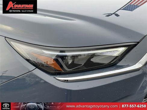 Used 2024 Toyota Grand Highlander Platinum image 12