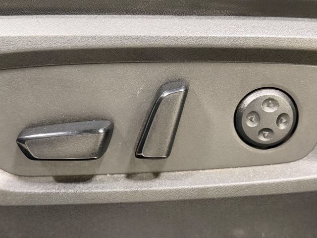 Used 2022 Nissan Pathfinder SL AWD/4WD image 19