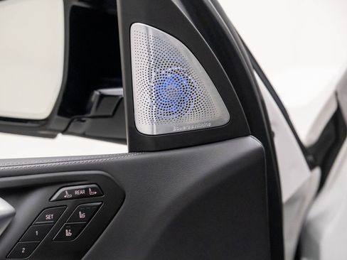 Used 2025 BMW X7 M60i image 15