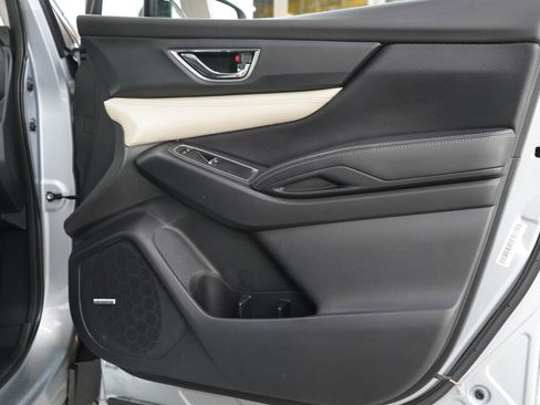 Used 2020 Subaru Ascent Limited w/ Technology Package image 9