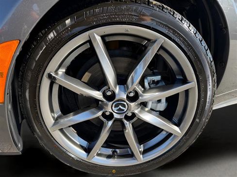 Used 2021 MAZDA MX-5 Miata RF Grand Touring image 27