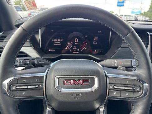 Used 2026 GMC Acadia Elevation w/ Elevation Premium Package FWD image 28