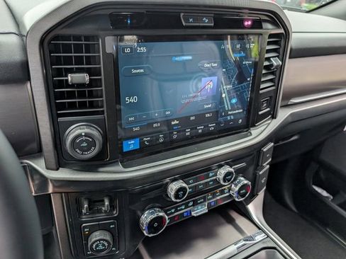 New 2025 Ford F150 Platinum w/ FX4 Off-Road Package image 10
