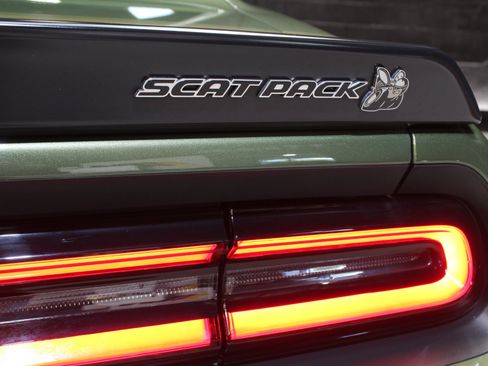 Used 2023 Dodge Challenger R/T Scat Pack RWD image 18