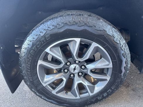 Used 2020 Chevrolet Silverado 1500 RST AWD/4WD image 13