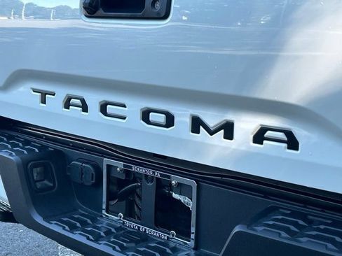 Certified 2023 Toyota Tacoma TRD Sport AWD/4WD image 5
