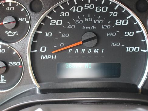 Used 2020 Chevrolet Express 3500 LT w/ LT Preferred Equipment Group RWD image 29