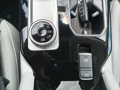 New 2026 Mitsubishi Outlander SE AWD/4WD image 27