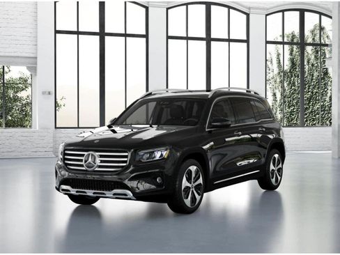 Used 2025 Mercedes-Benz GLB 250 image 39