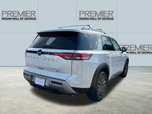 New 2025 Nissan Pathfinder SL w/ SL Premium Package image 5