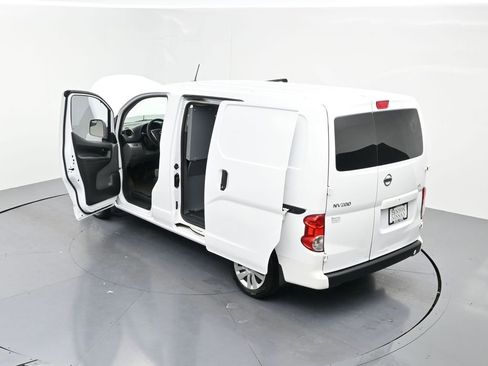 Used 2020 Nissan NV200 SV w/ Back Door Glass Package FWD image 22