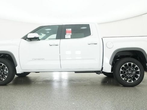 New 2026 Toyota Tundra Limited AWD/4WD image 19