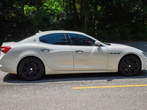 Used 2019 Maserati Ghibli GranLusso RWD image 9