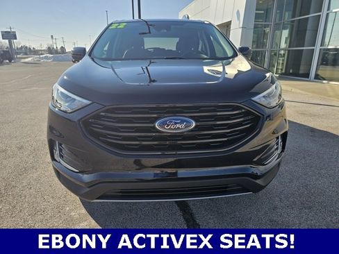 Used 2022 Ford Edge SEL w/ Convenience Package image 4