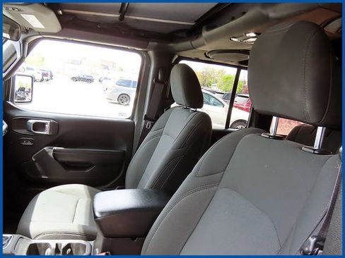 Certified 2021 Jeep Wrangler Unlimited Sport AWD/4WD image 13