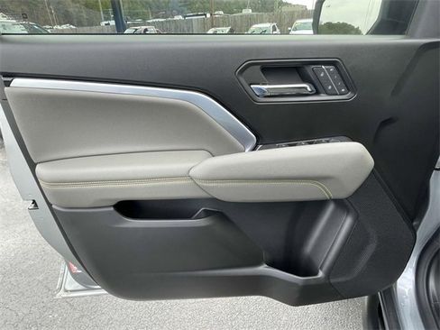 Certified 2025 Chevrolet Colorado ZR2 w/ Technology Package image 18