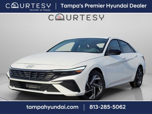Certified 2025 Hyundai Elantra Sport image 1