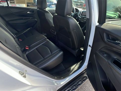 Used 2018 Chevrolet Equinox Premier w/ Infotainment II Package image 18