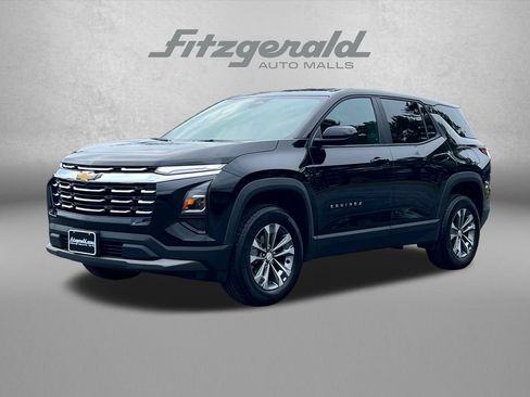 Used 2026 Chevrolet Equinox LT AWD/4WD image 2